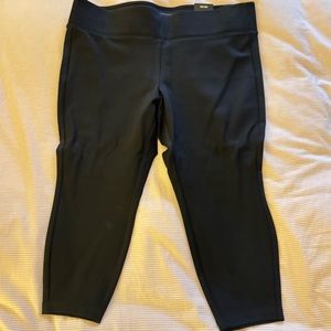 NWT Torrid Ponte Pants